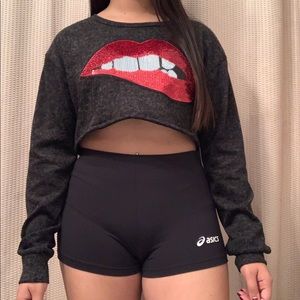 Sequined Lip Sweatshirt